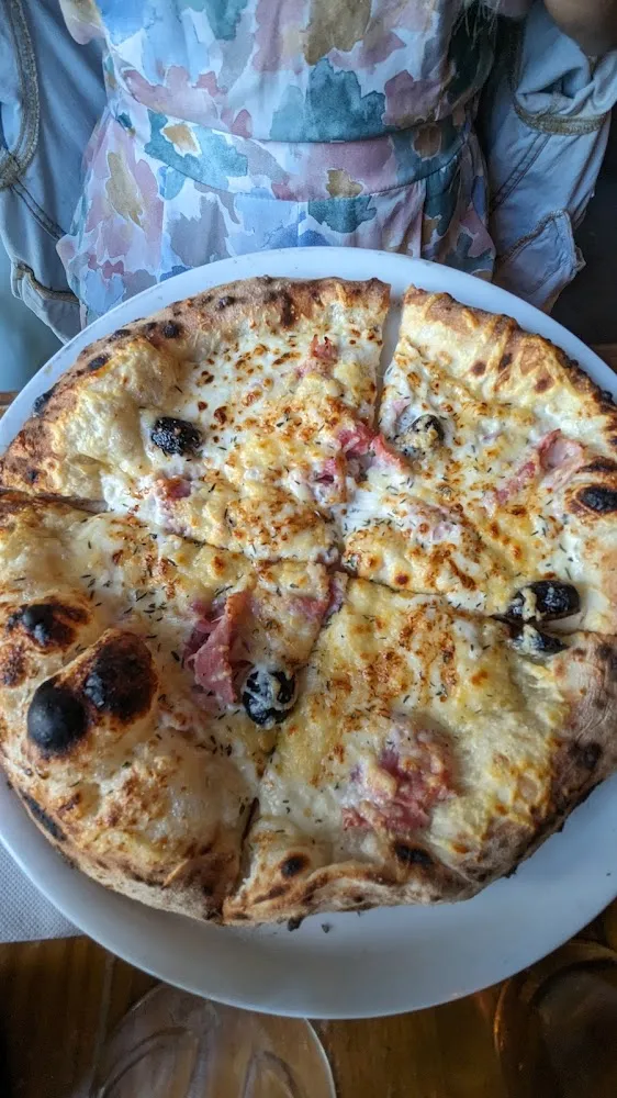 Pizza Crème Jambon Fromage